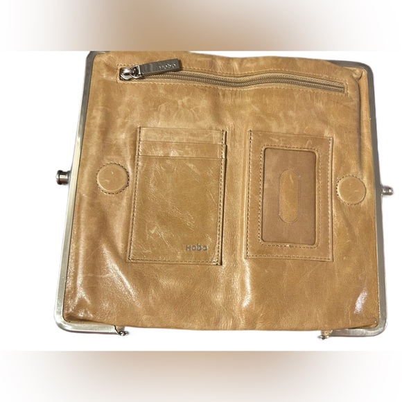 Hobo International Women's Lauren Tan Clutch Wallet - Picture 3 of 11